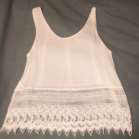 White tank - Picture 2 of 2